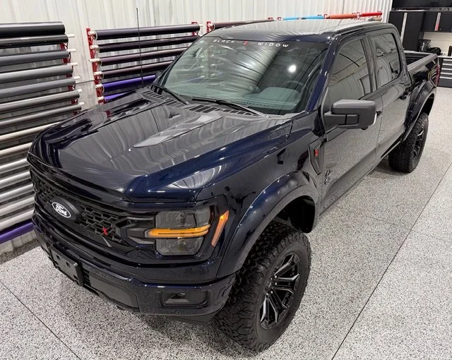 Ford F-150 Black Widow