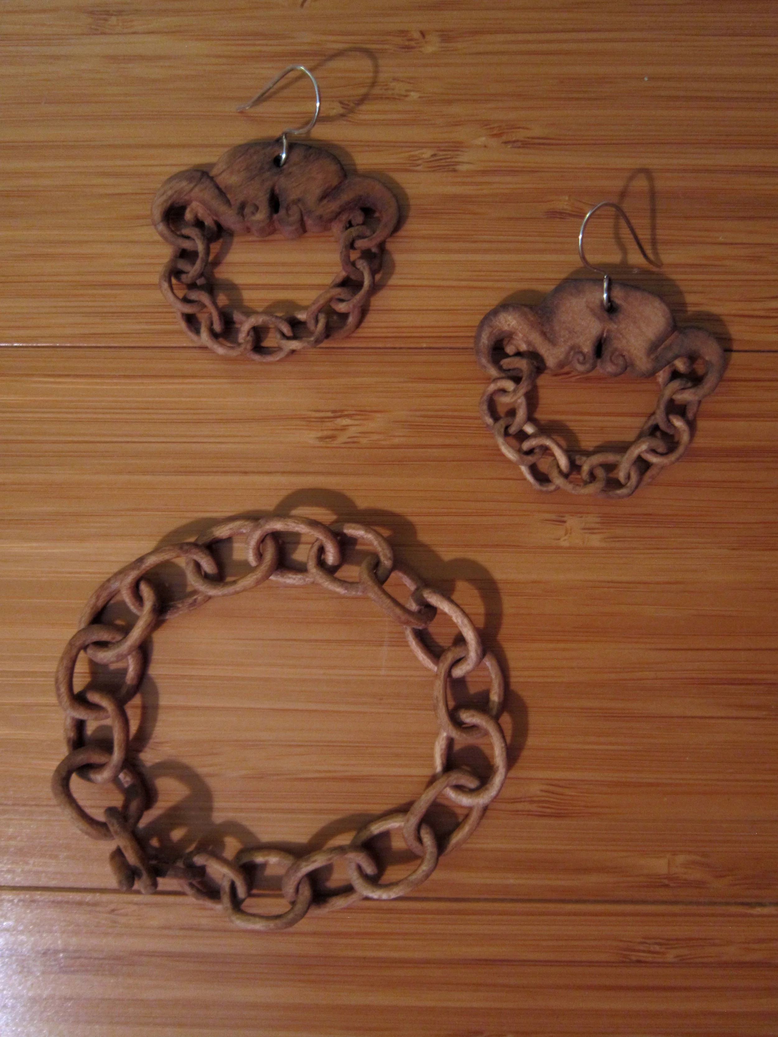 Limited wood chain jewelry series with hand carved wood chain bracelet & earrings.