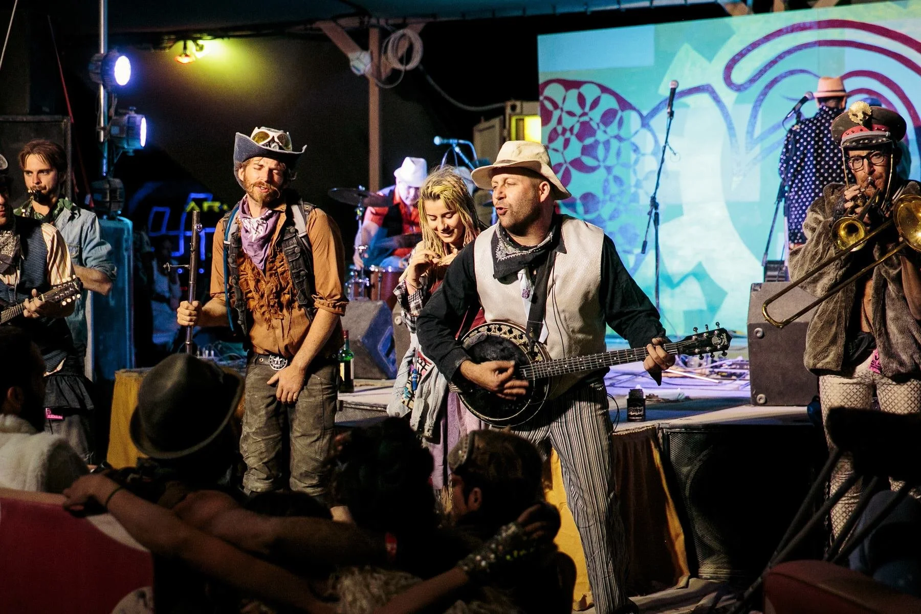 saloon on the floor.jpg