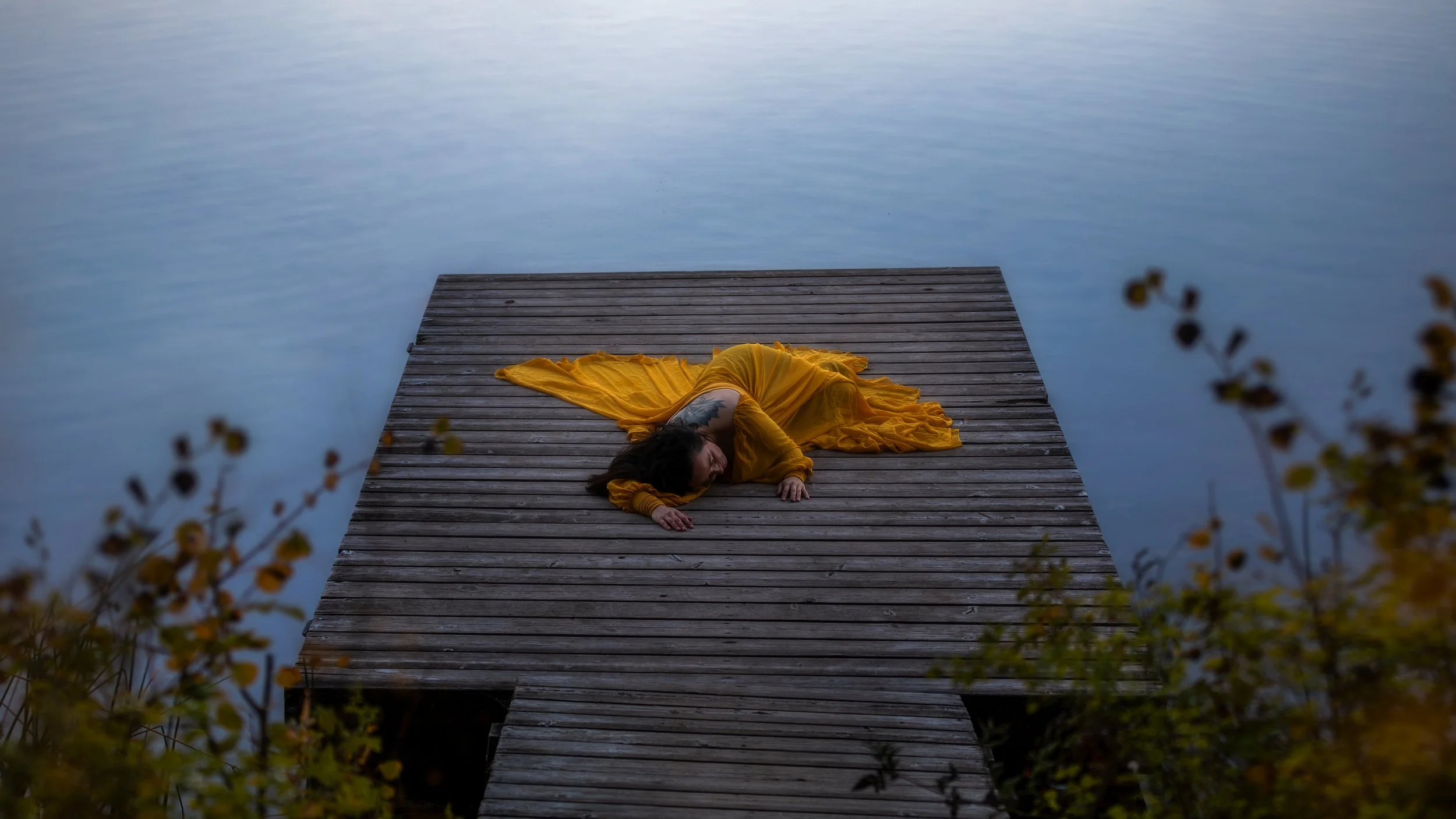sarah-lyndsay-gardom-lake-yellow-dress-dock copy.jpg
