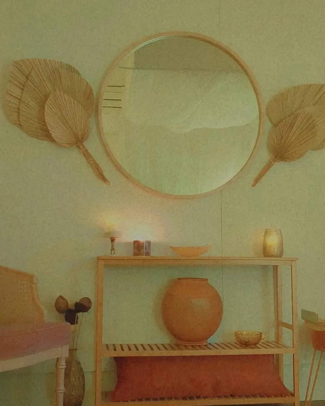 Exciting News! I am thrilled to announce our relocation to Uptown Sedona, nestled within the picturesque Zonies Galleria.  Collaborating with Zonies owner @fran_wilder is a dream come true- a convergence of women-owned businesses dedicated to craftin