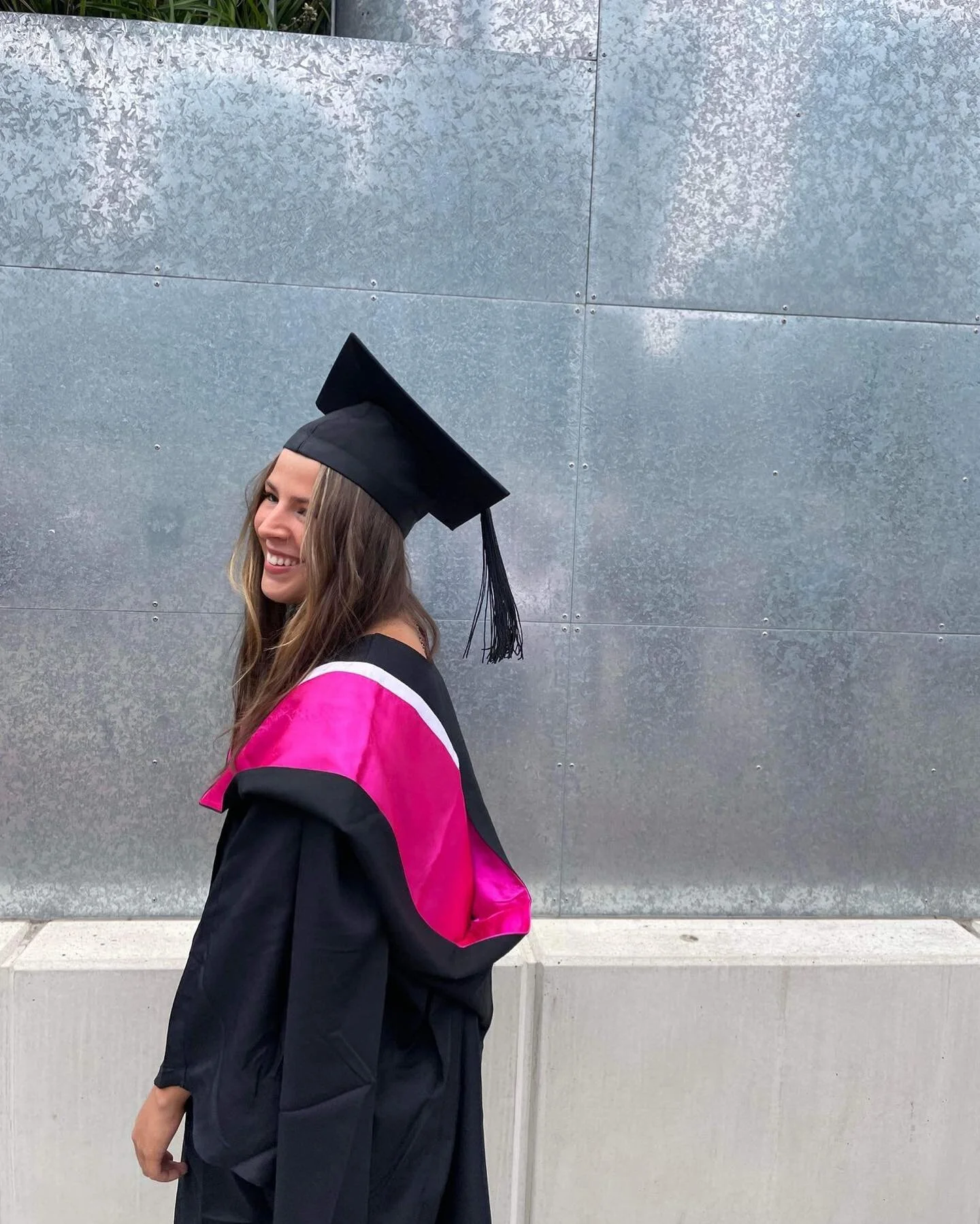 girl boss 👩🏼&zwj;🎓
