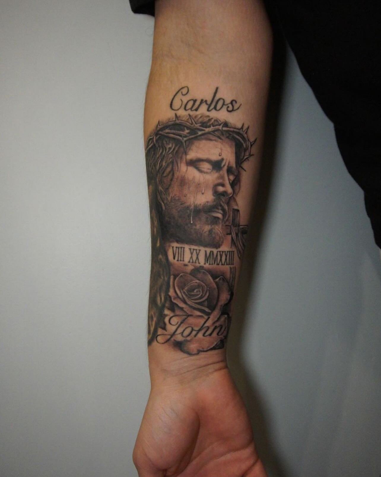 Made by @dino_nieto . Dm or email them to book!