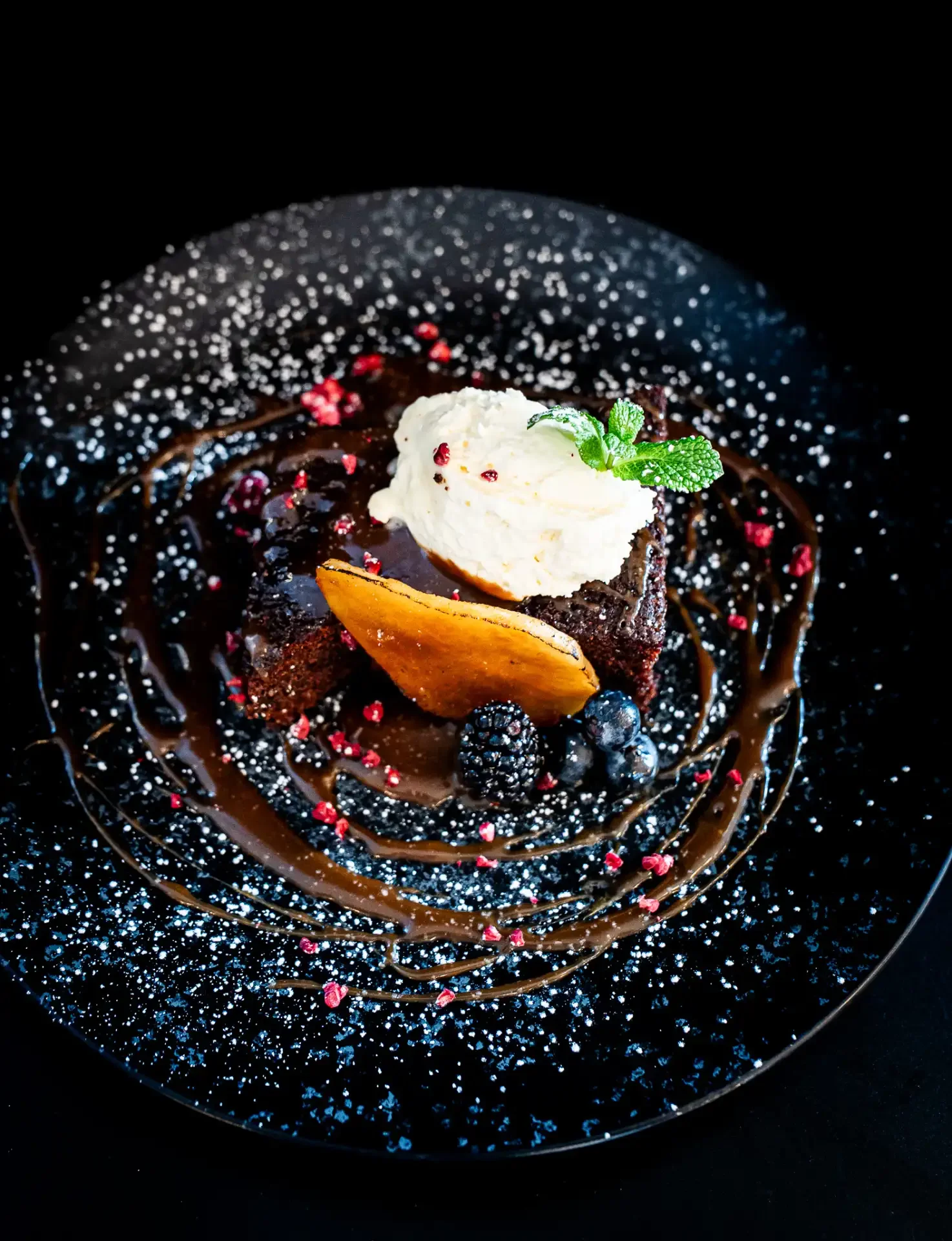 chocolate-dessert-ice-cream-black-plate.webp