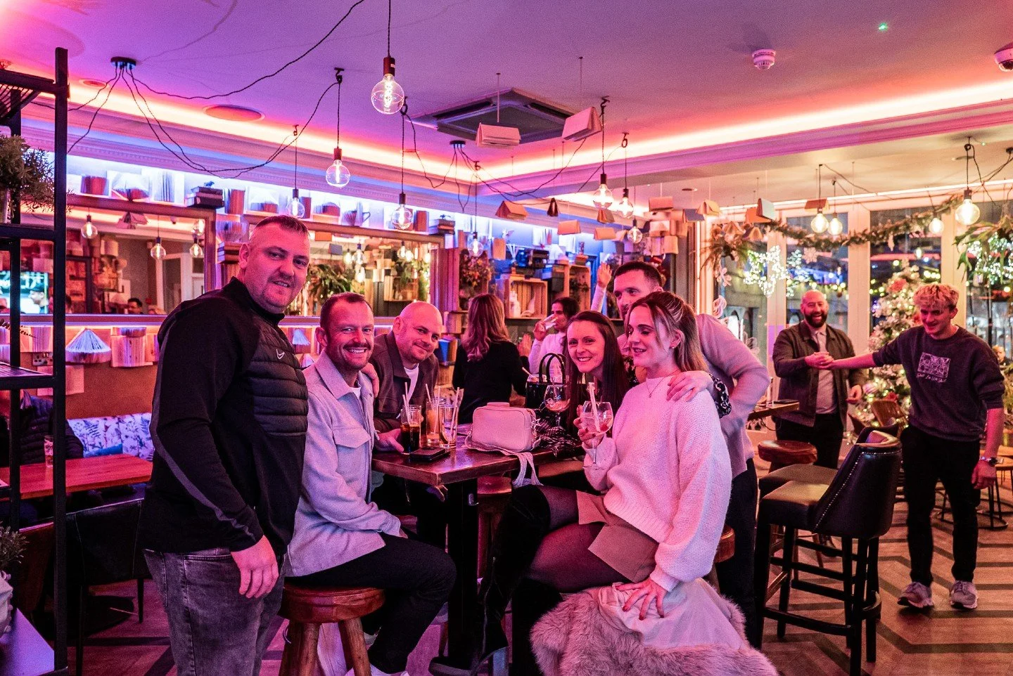 Stop scrolling. Stop searching. You've found it - the only spot in Bowness where the drinks are spot-on, the vibes are unmatched, and every night feels like that night.

Book now : https://bahabowness.com/booking

#lakedistrict #bownessonwindermere #