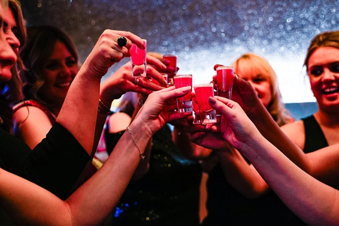 🎤 MAIN CHARACTER ENERGY ONLY 🎤

Tired of the same old night out? Claim your exclusive stage in our Bornoisy private karaoke pods.

With 11,000+ songs at your fingertips and signature serves delivered straight to your door, it&rsquo;s the perfect la