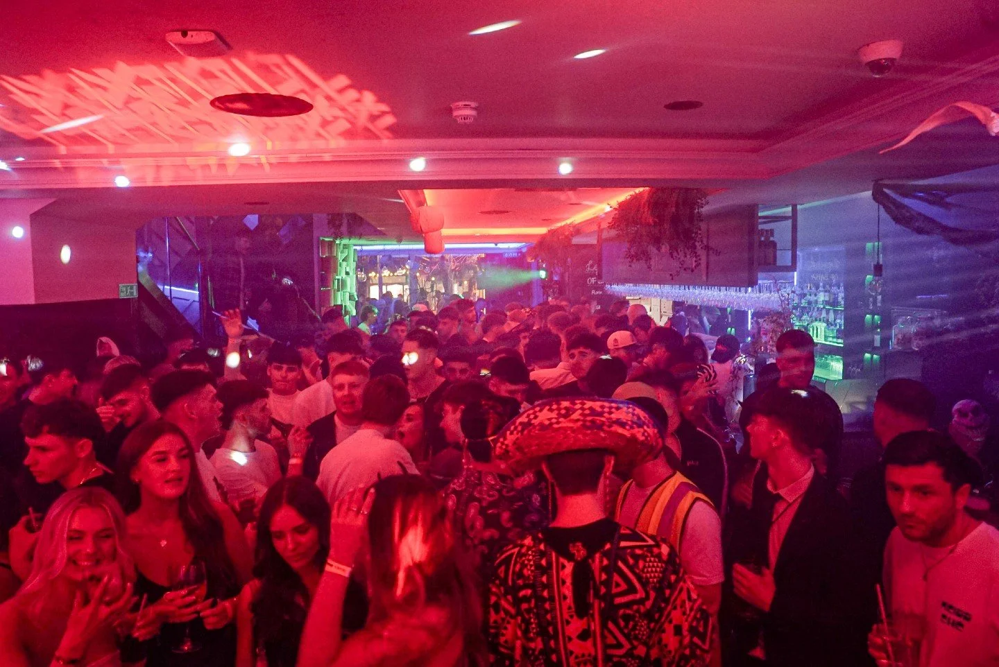 THE COUNTDOWN IS INTENSE ⚠️

While you're out tonight, remember: the biggest pulse in Bowness is coming on 6 March. We are down to the final release of tickets for Tommy Phillips X In The Groove. 🎧🎷

This is the launchpad for your best night of 202