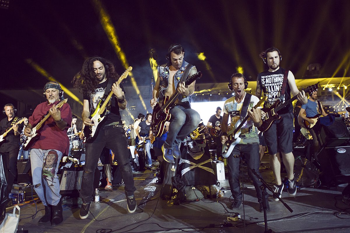 Rockin’1000' 4.jpg