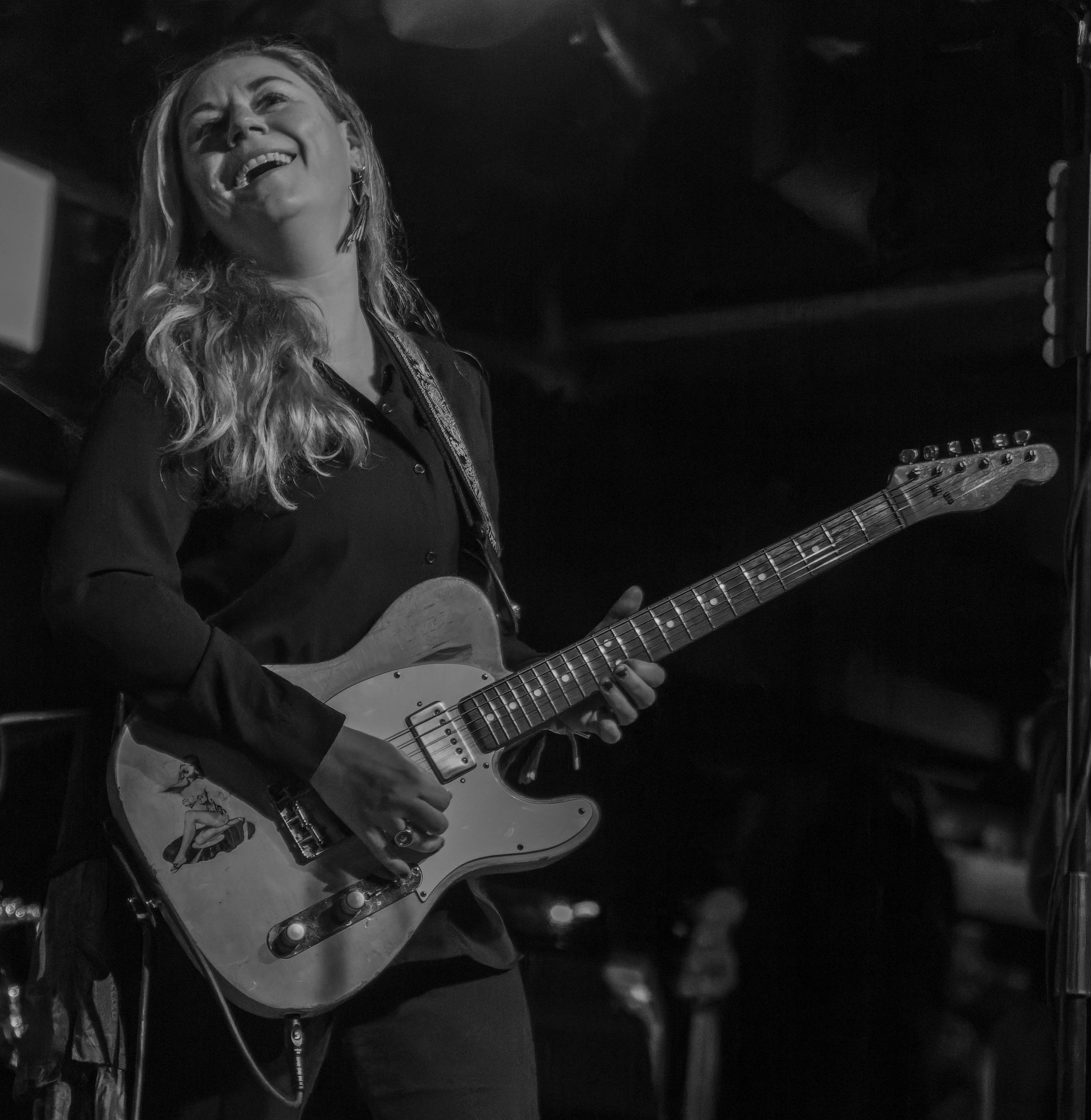 Joanne Shaw Taylor at The Waterfront-12.jpg
