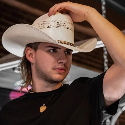Tyler Lorette 2.jpg