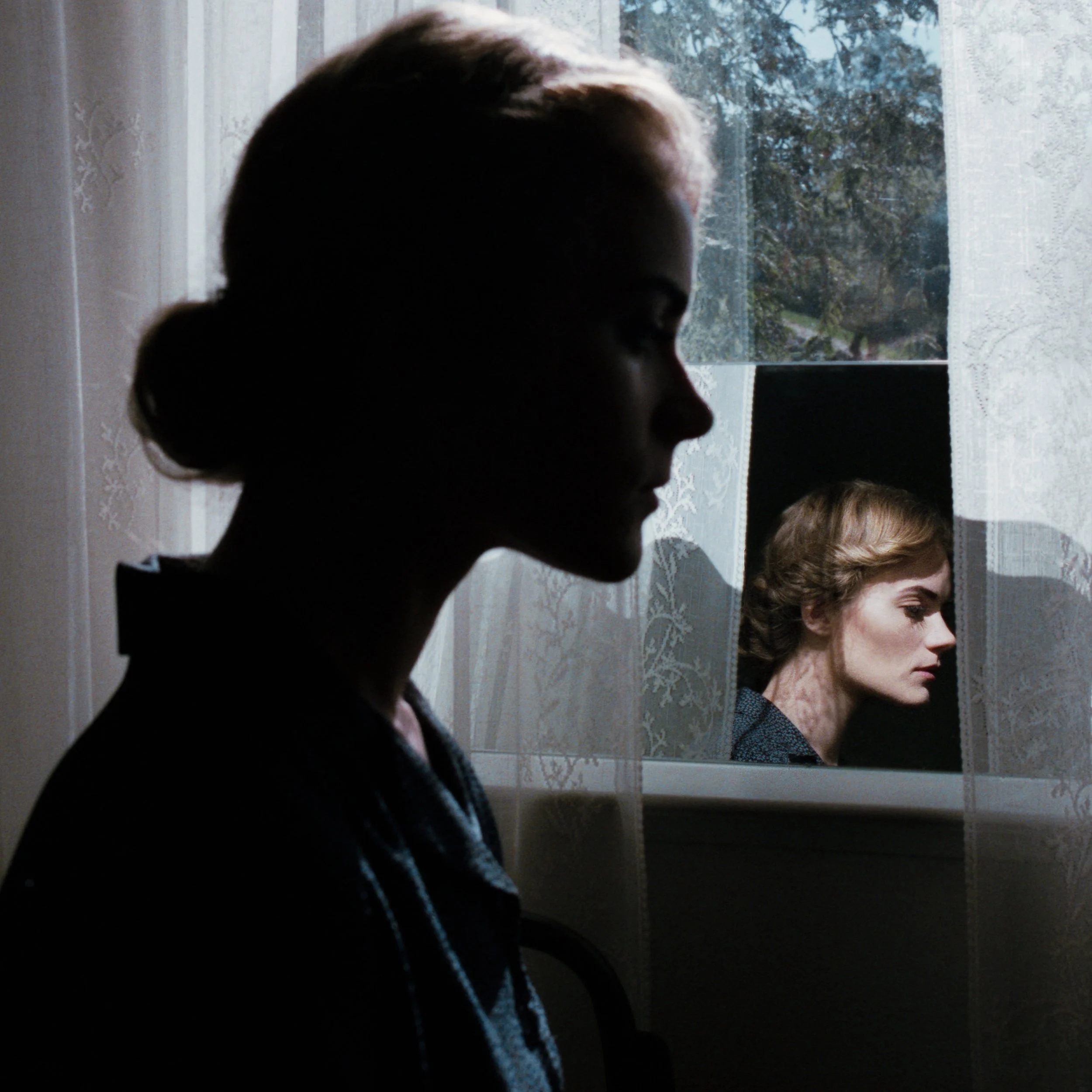 SINGLE REVIEW: Meredith Adelaide – What Do I Know