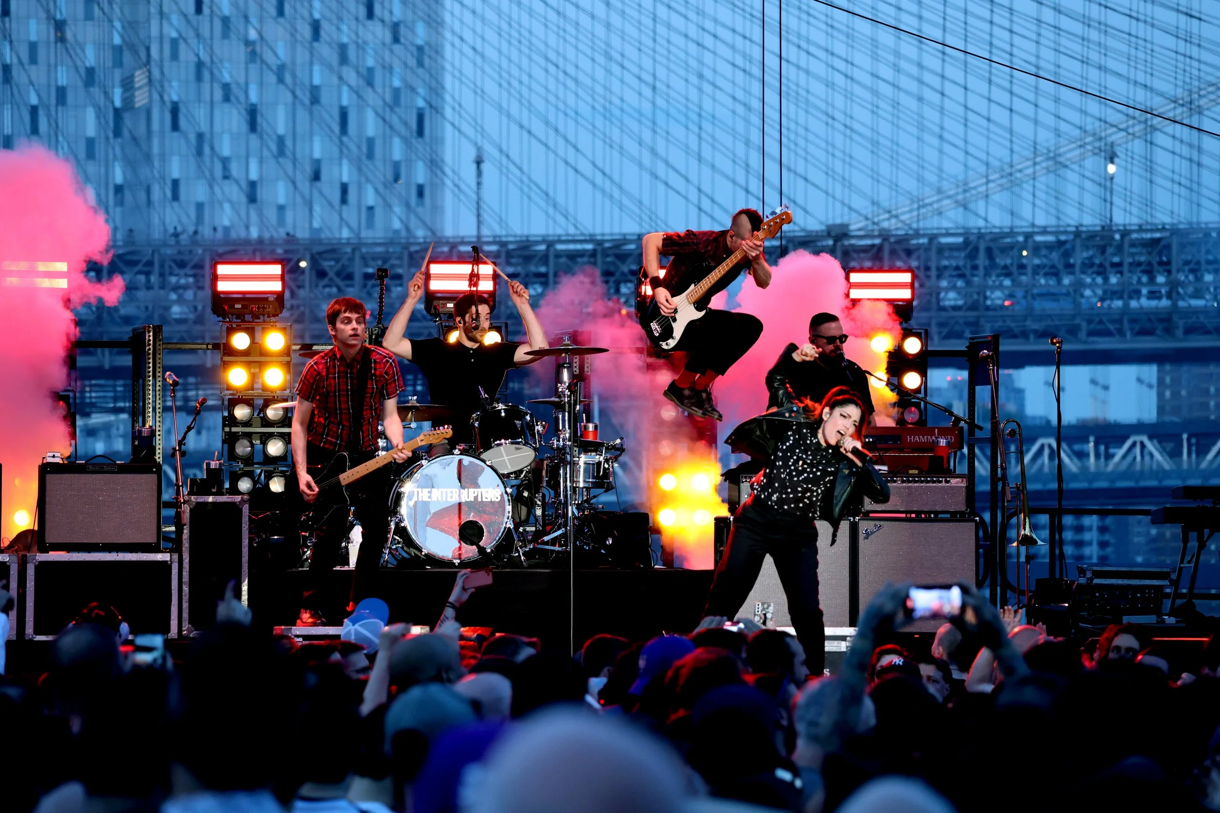 LIVE GALLERY Frank Turner & The Interrupters The Rooftop, Pier 17