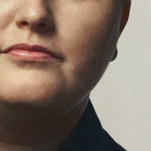 Folk Singer Kellie Loder Shares Romantic New Song "When We Kiss"