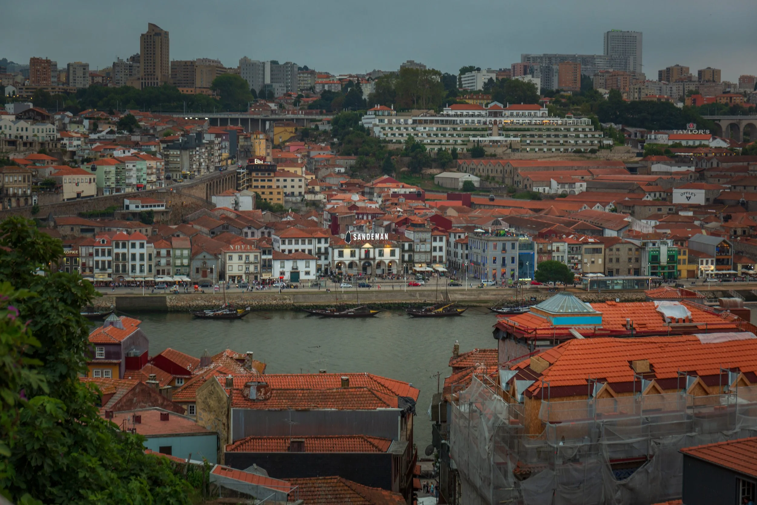 Port Wine Lodges &amp; Quintas: Complete Visitor Guide 2026