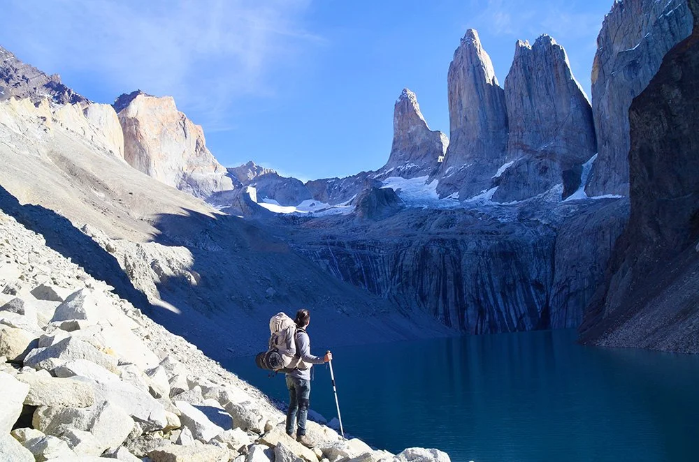 Patagonia mäed ja järv Torres del Paine piirkonnas – dramaatiline loodus Argentina ja Tšiili piiril