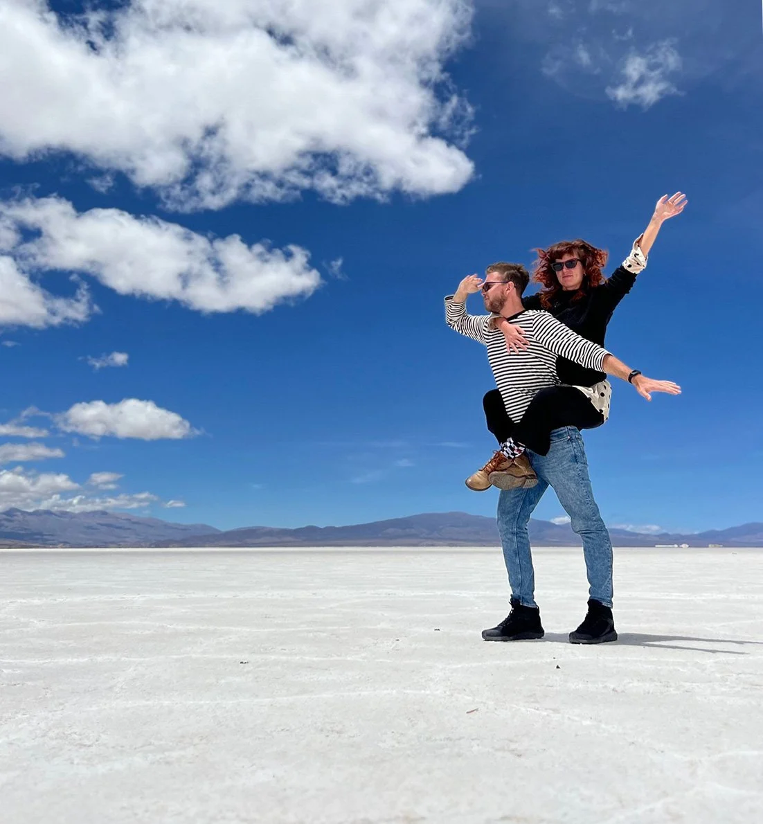 Salinas Grandes soolatasandik Põhja-Argentinas Salta ja Jujuy piirkonnas – populaarne peatus Argentina reisil