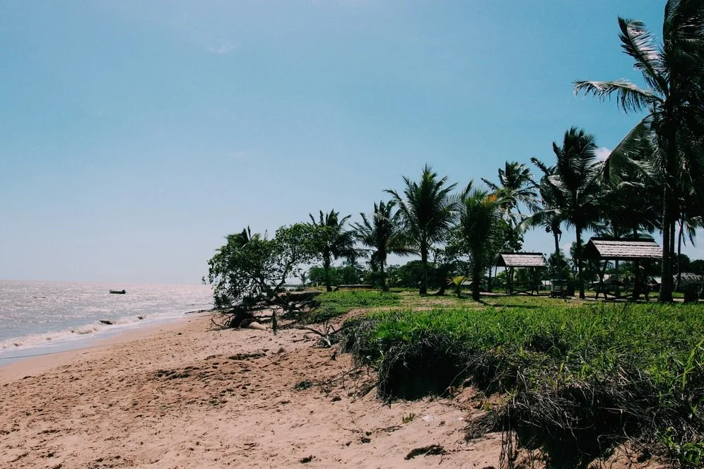 Troopiline rand Prantsuse Guajaanas Atlandi ookeani rannikul