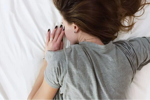 Císařovnám_ležení na břiše.jpg