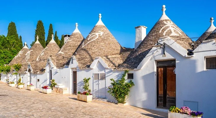 Cone-roofed trulli houses in Alberobello, Puglia
