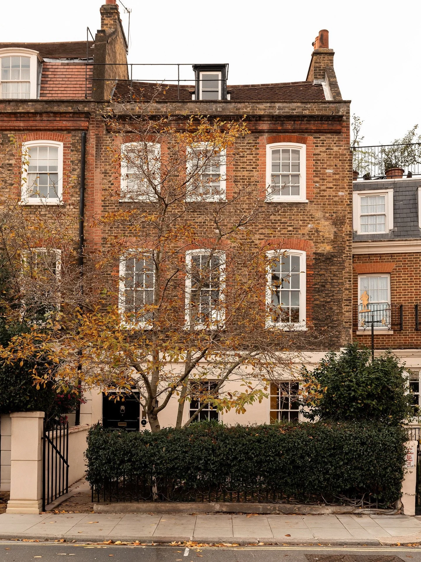 There&rsquo;s a particular kind of beauty in a building that&rsquo;s lived a long, layered life.
⠀
We often work with period homes that have lost their way and need to be reimagined, but every so often, one stops us in our tracks. This Grade II liste