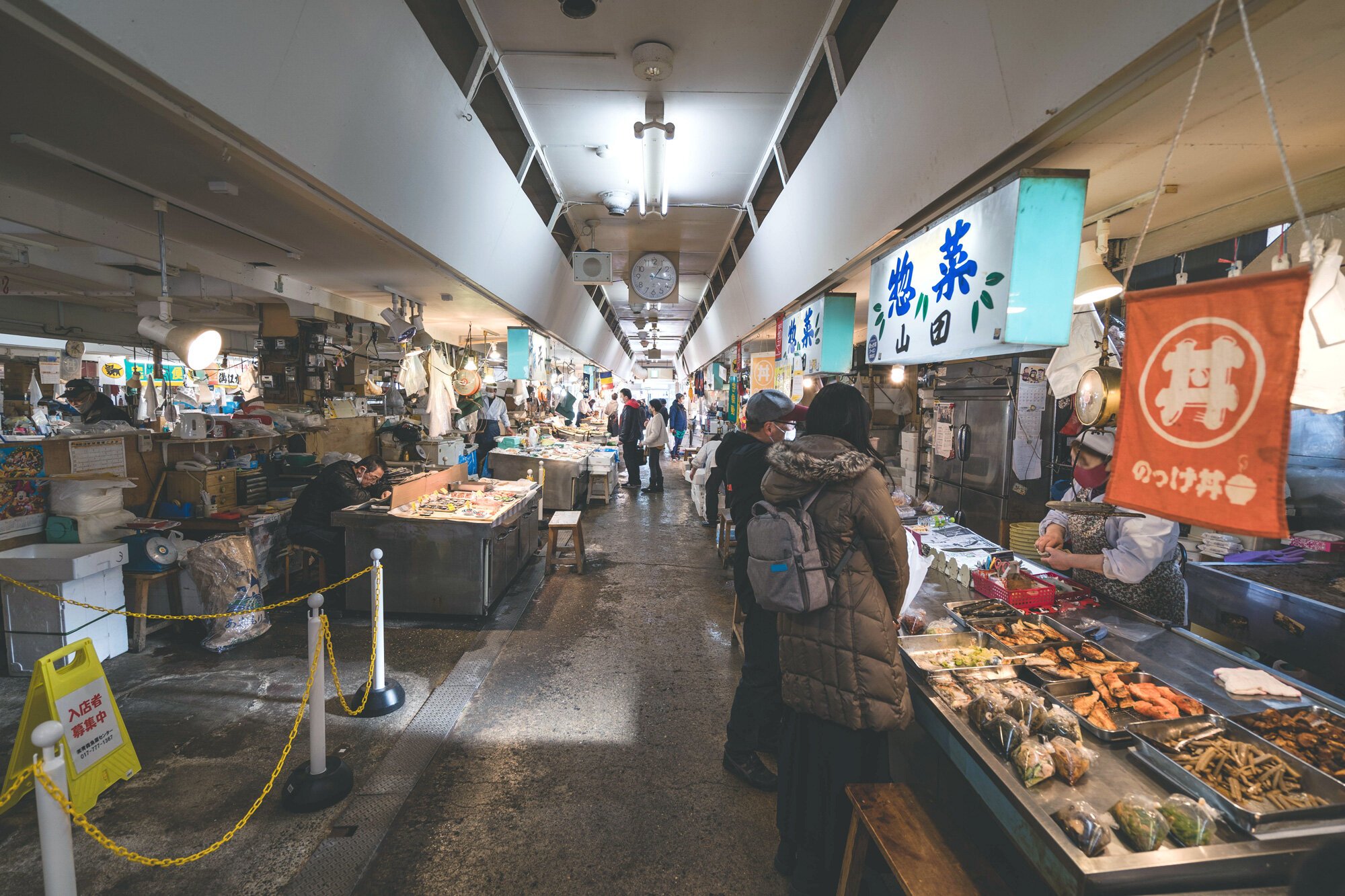 Aisles of vendors