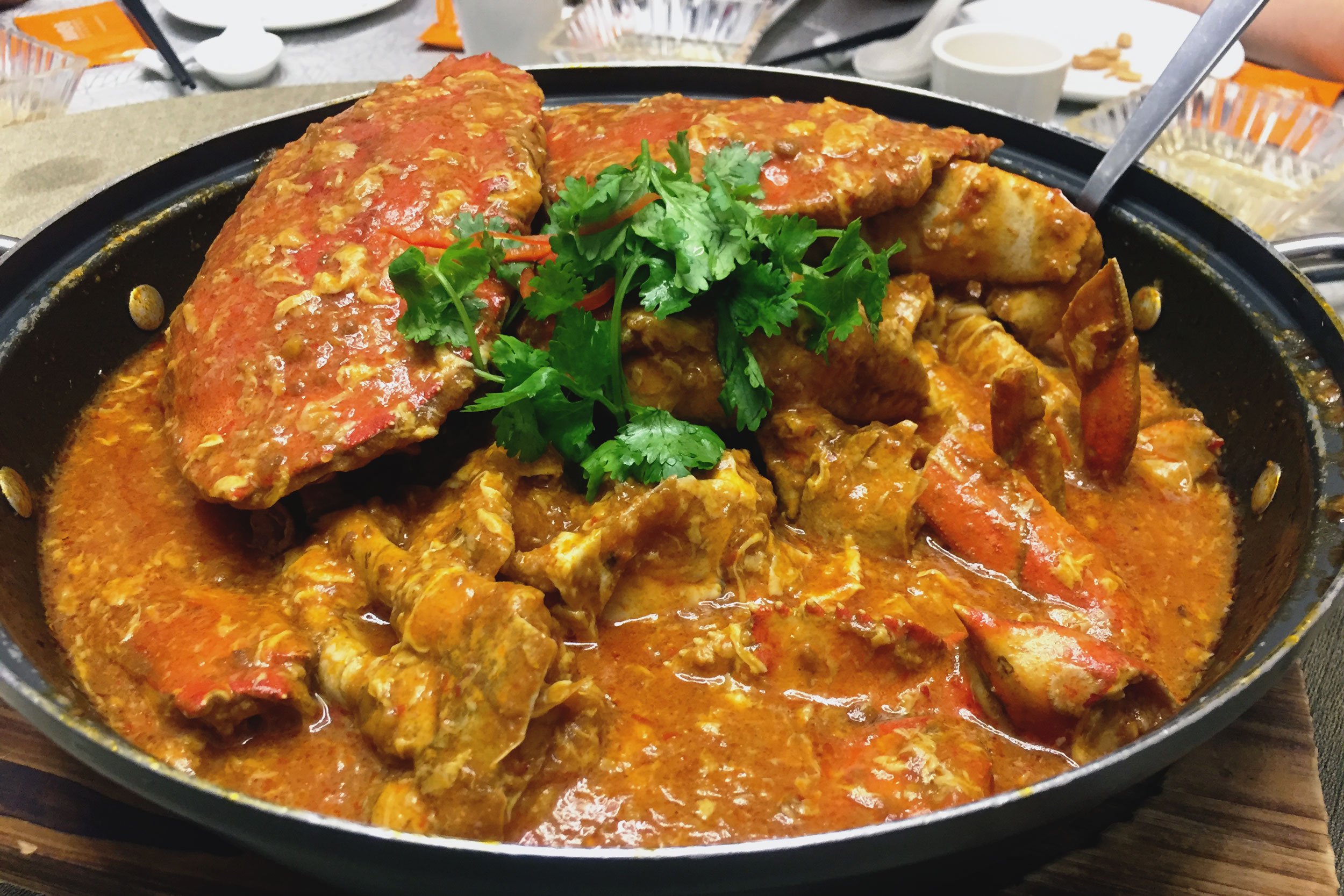 singapore-jumbo-chilicrab-01.jpg