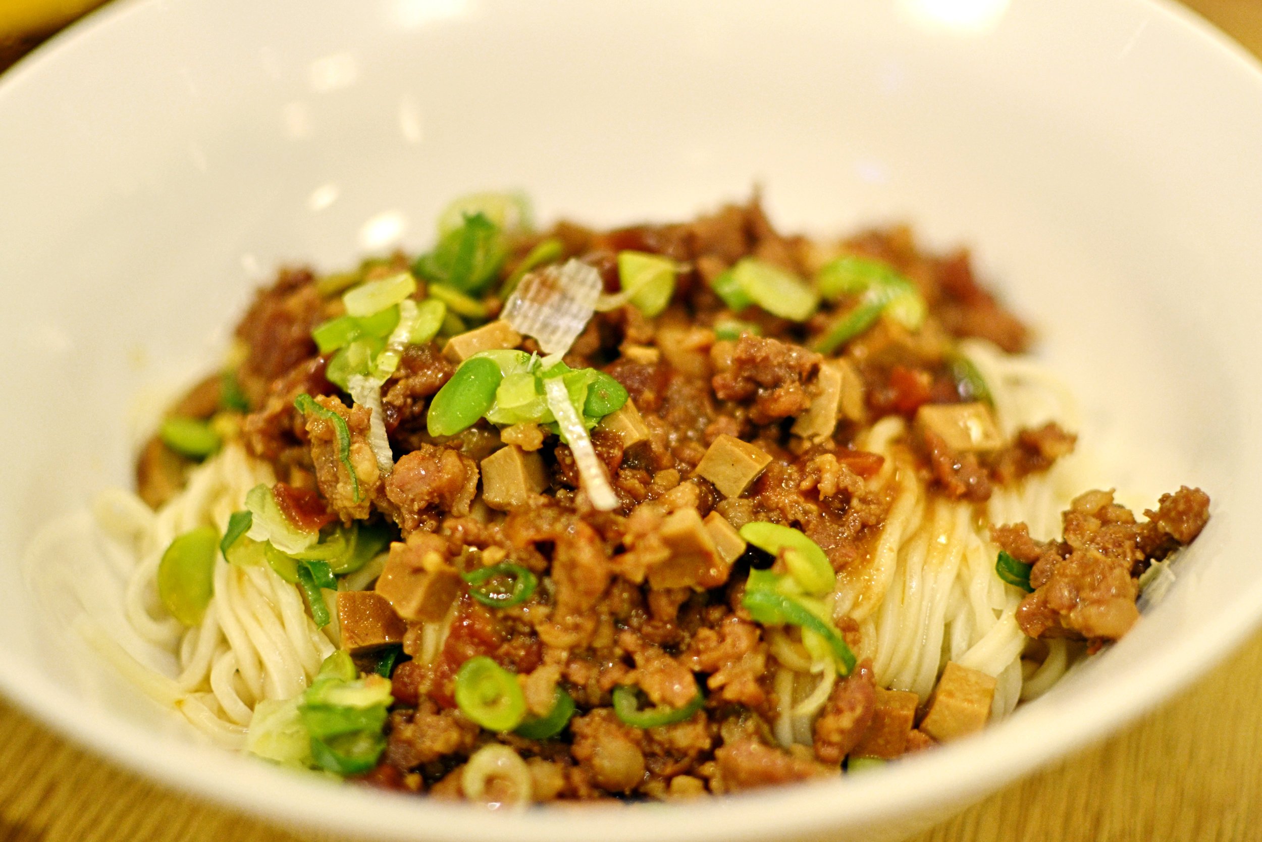 taipei-food-dintaifung-mincedbeefnoodles.jpg