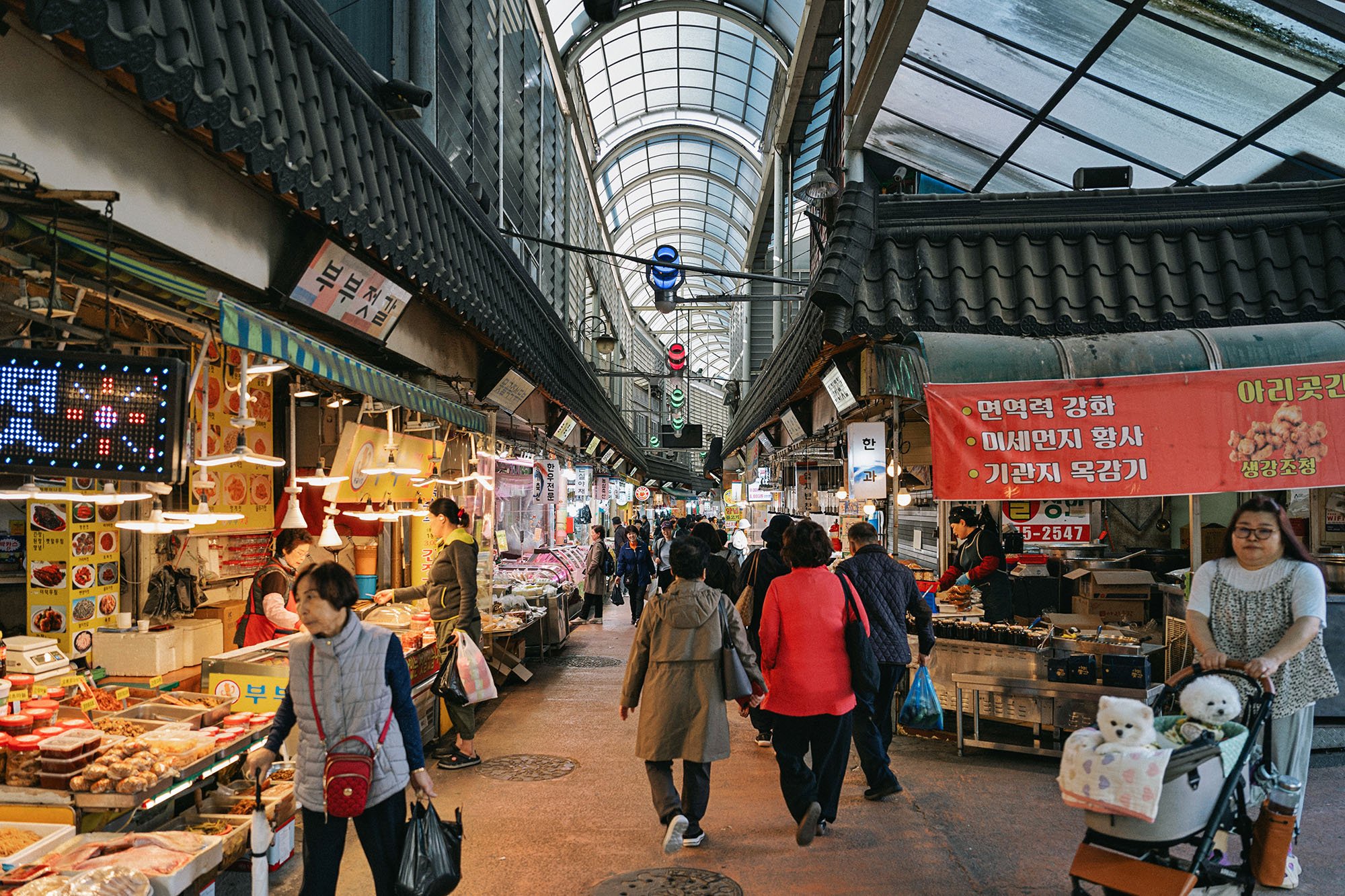 Market walkway