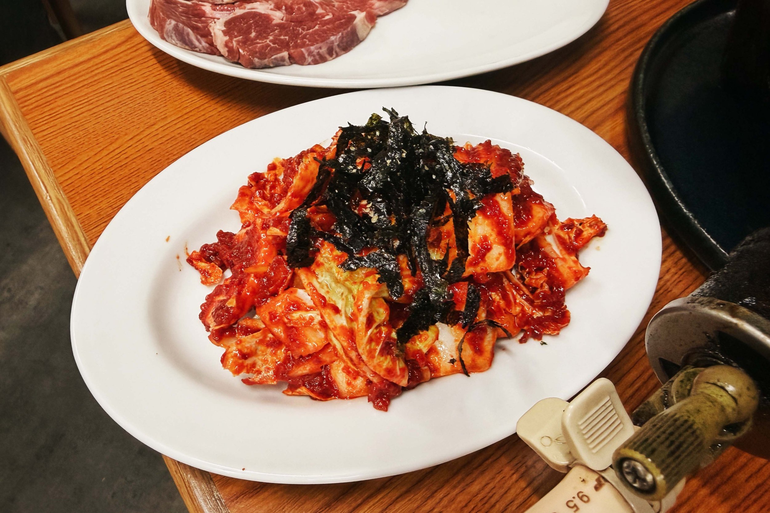 koenji-jingisukan-yohachi-kimchi.jpg