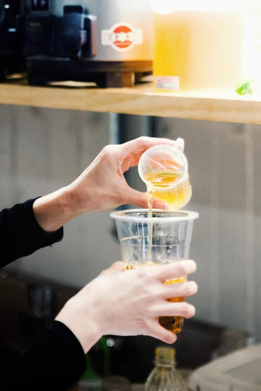 taiwanese fruit tea pour in tokyo japan