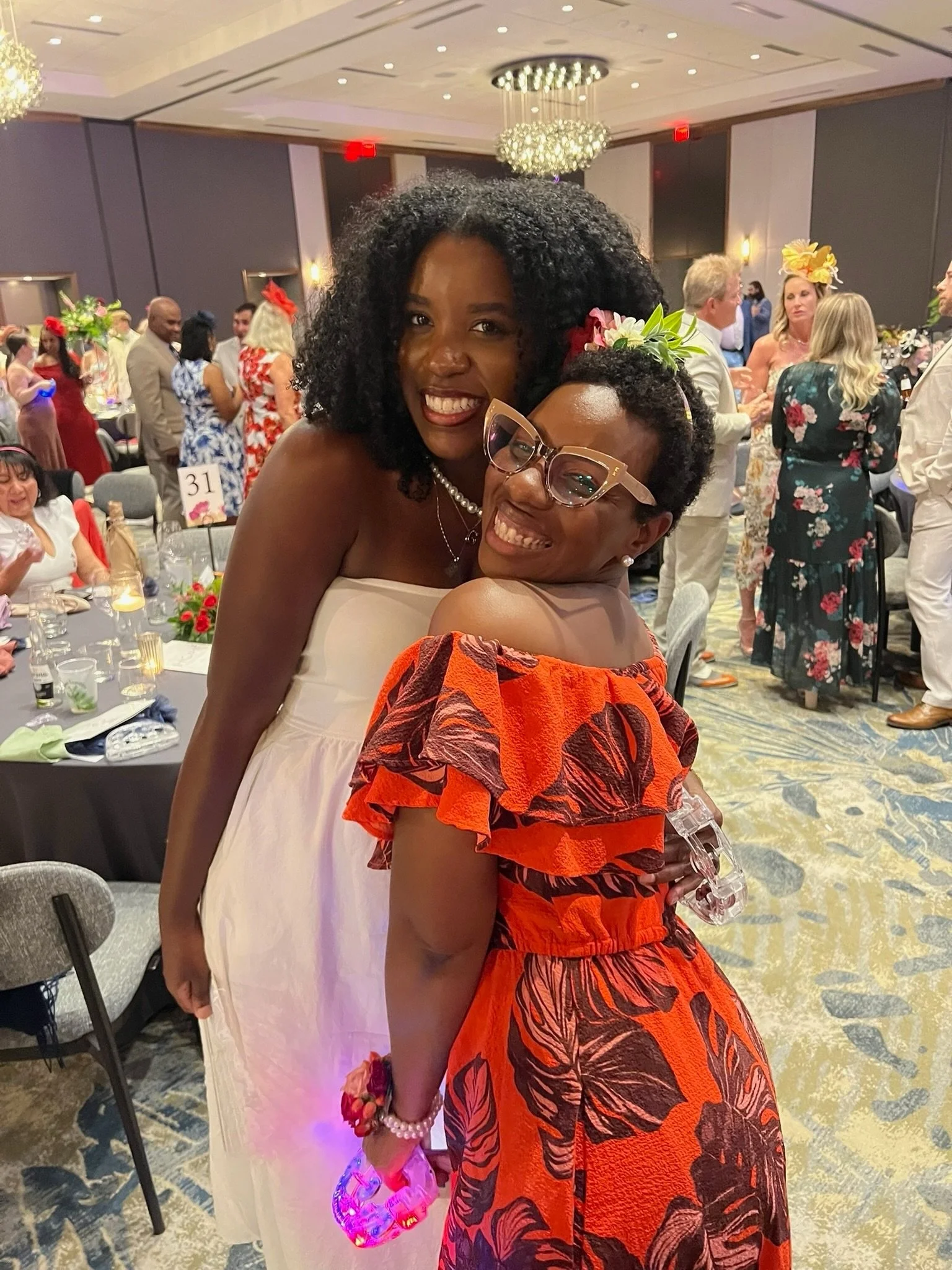 We had the best time covering social for the @helenefoundation &lsquo;s Derby of Hope Gala. Capturing a night where the energy was high, the dance floor was full, and the room was packed with people showing up for something that truly matters. From i