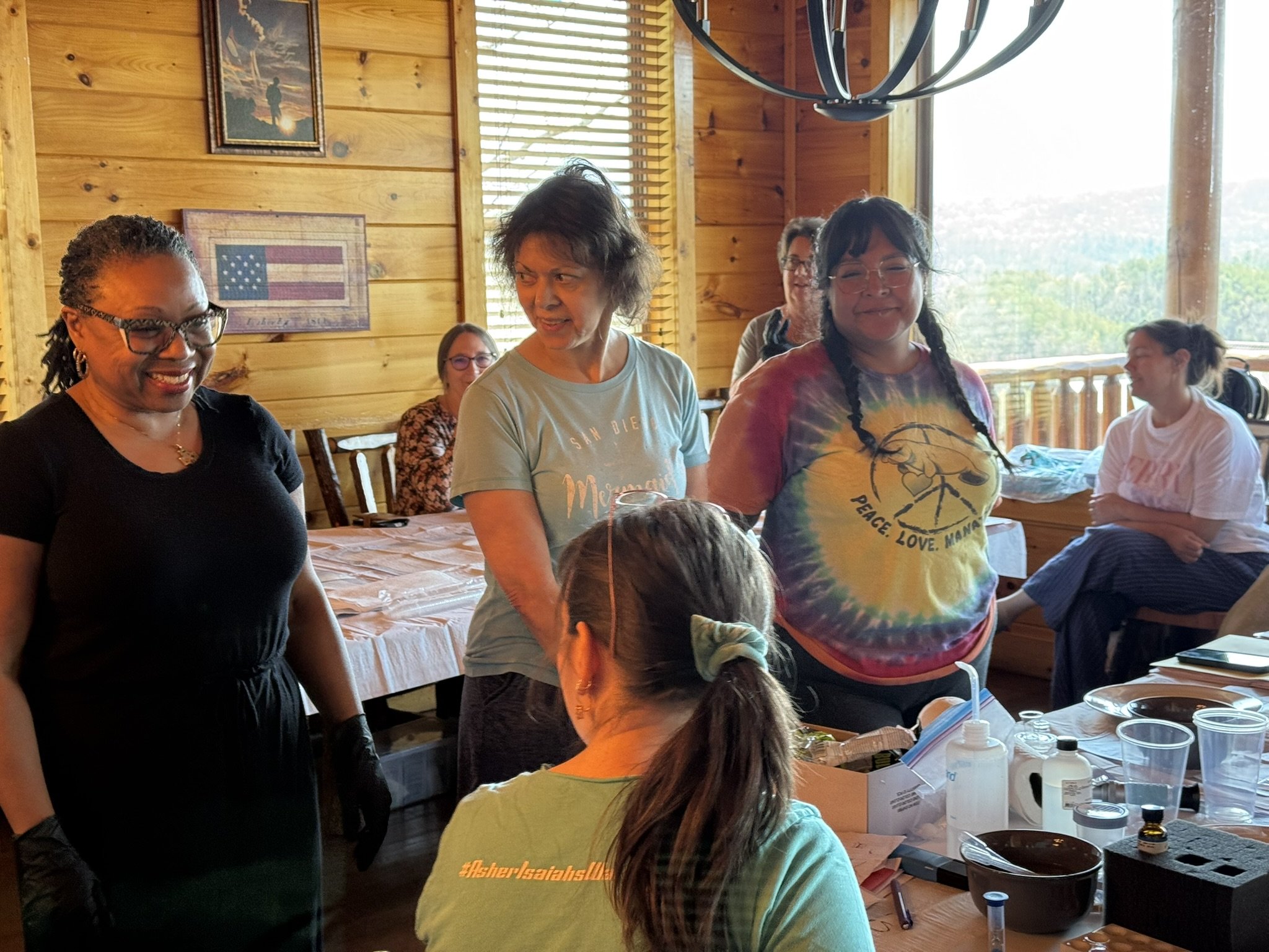 Jena Seay leading a group session on Reams Biological Theory of Ionization at a Super Weekend Away.
