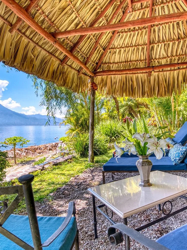 Sumaya-Lakeside-Lounge_andasanas.jpg