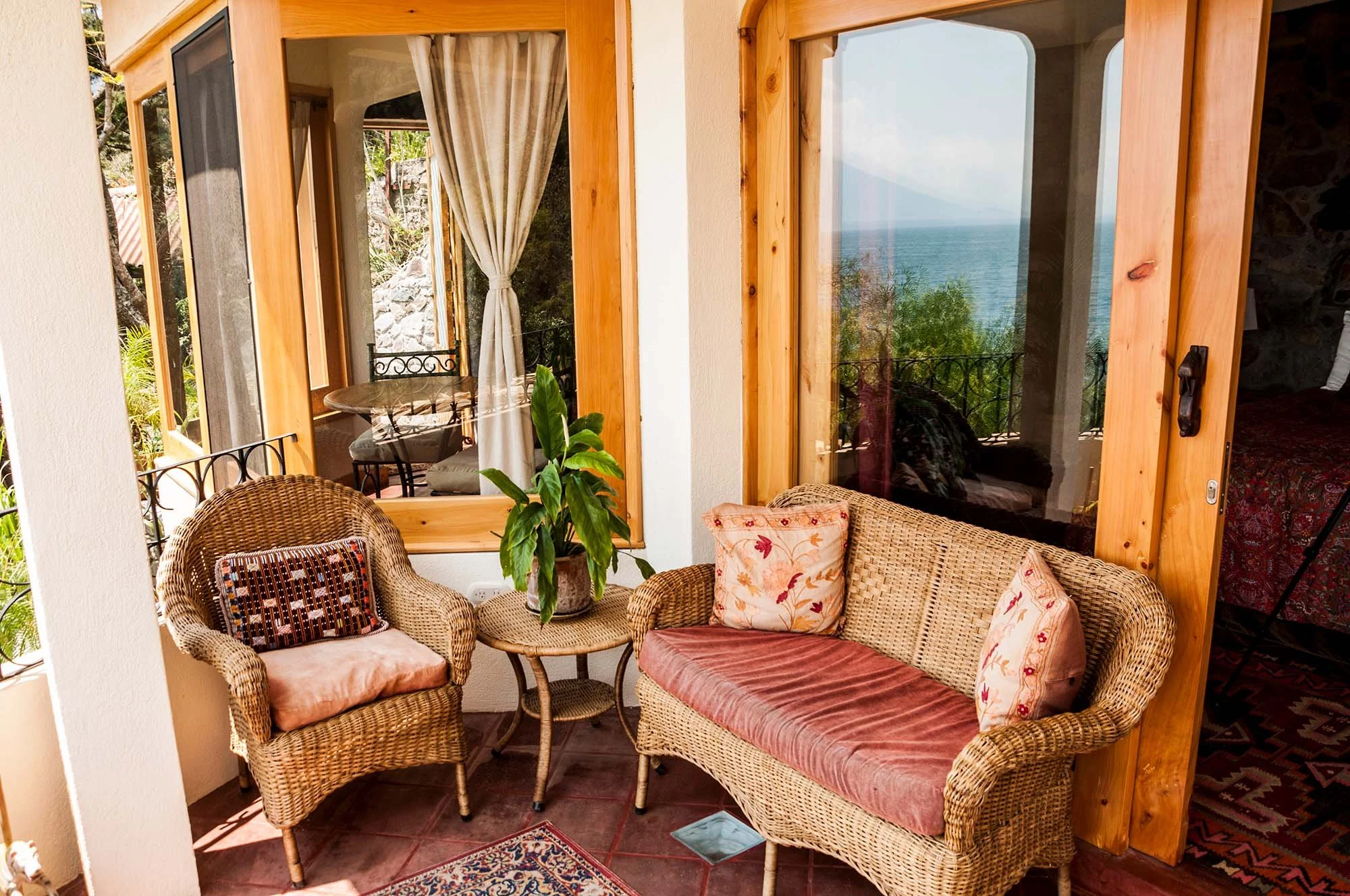 GingerSuite17_Patio_2019.jpg