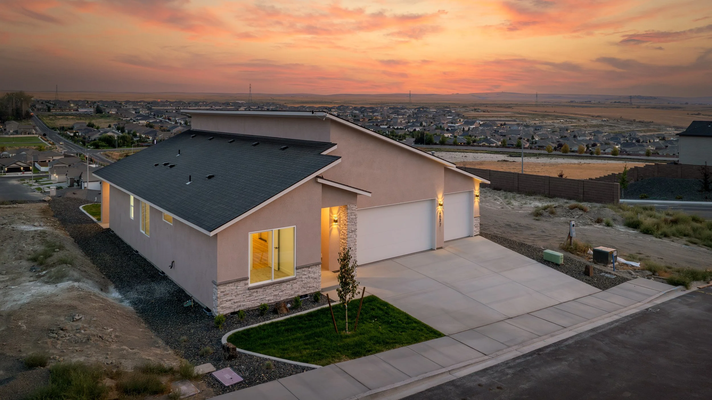 New custom home near Southridge Kennewick WA by Lieb Fine Homes