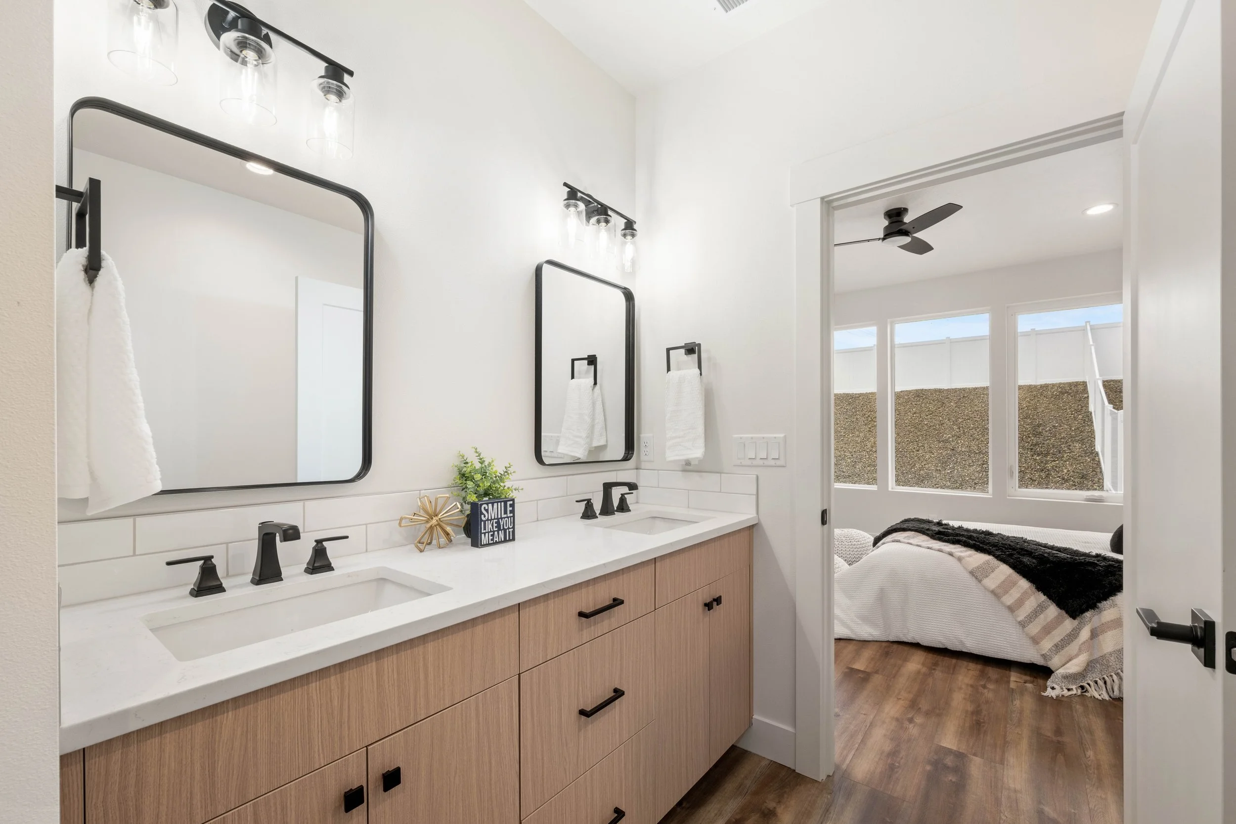 New Townhome units on Queensgate in RIchland WA by Lieb Fine Homes