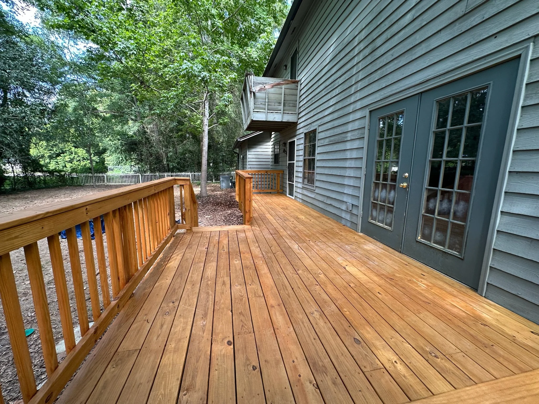 Deck Stain - Pine Wood - Killearn Estate — Durham Craftsmanship