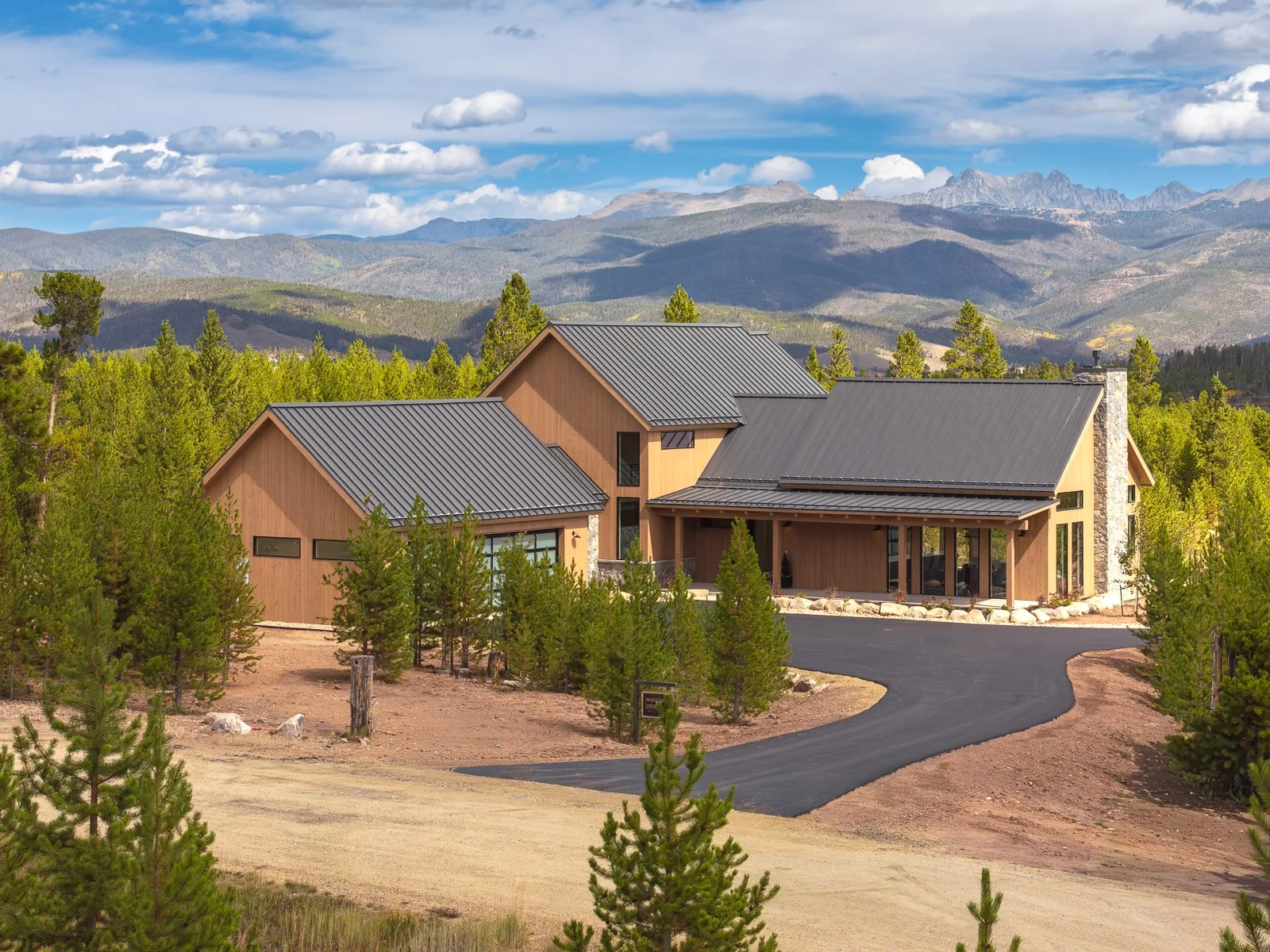 9.15.25 Elk Meadows Dr-71.jpg