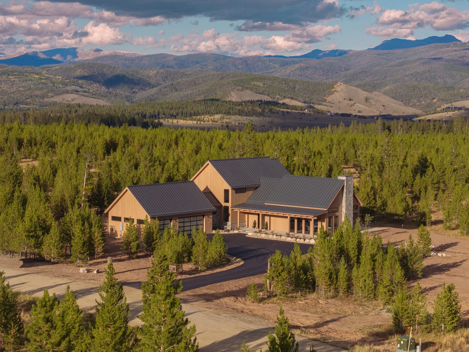 9.15.25 Elk Meadows Dr-1.jpg