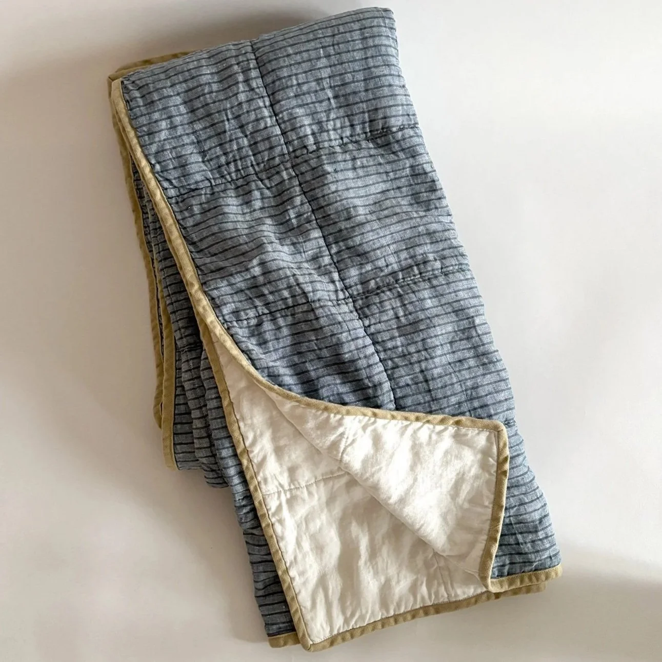 Simple Lines Costa Azul Throw/Twin/TwinXL