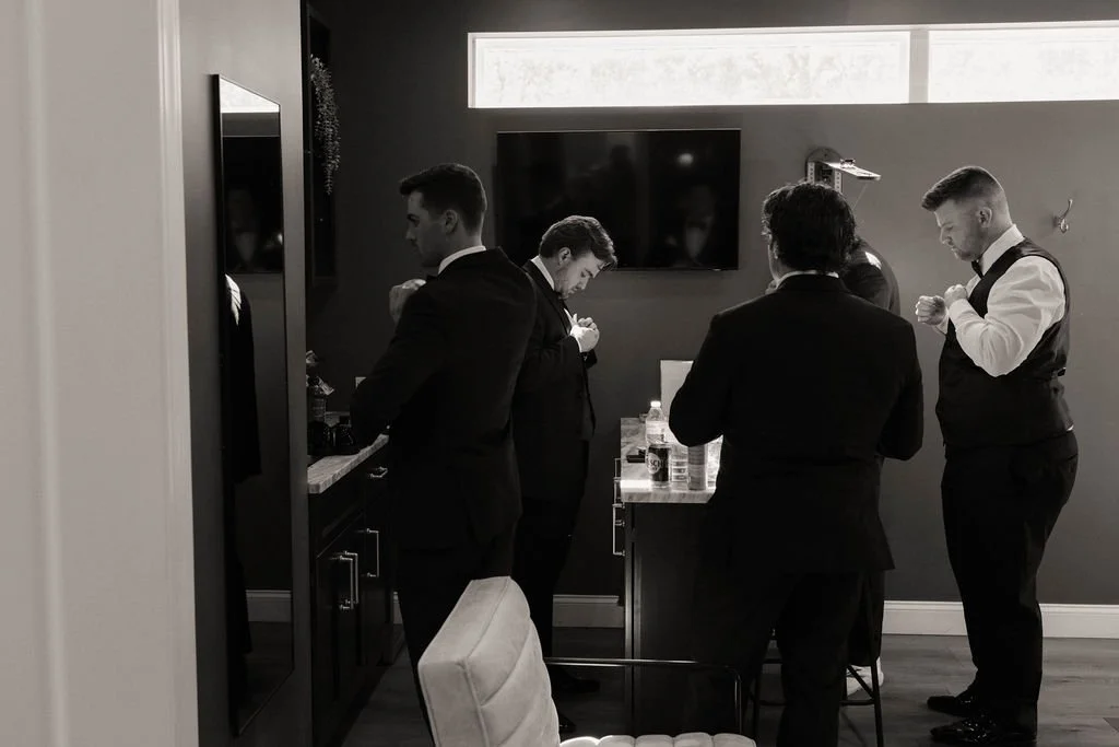 GROOM SUITE_Y (5).jpg