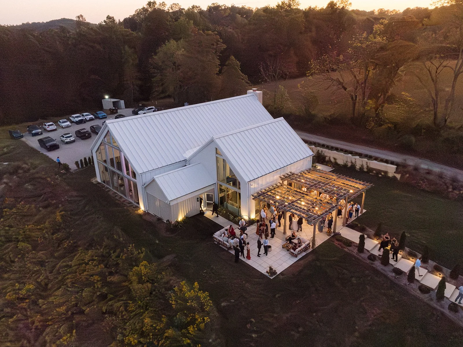 VENUE_Y.jpg