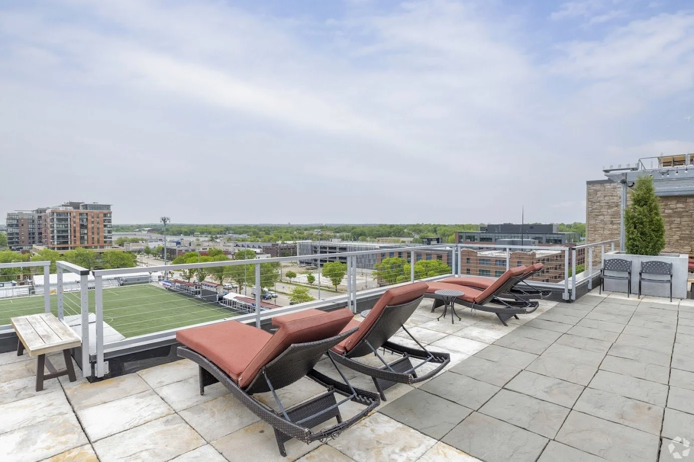 Amenities — Galaxie High Rise Apartments