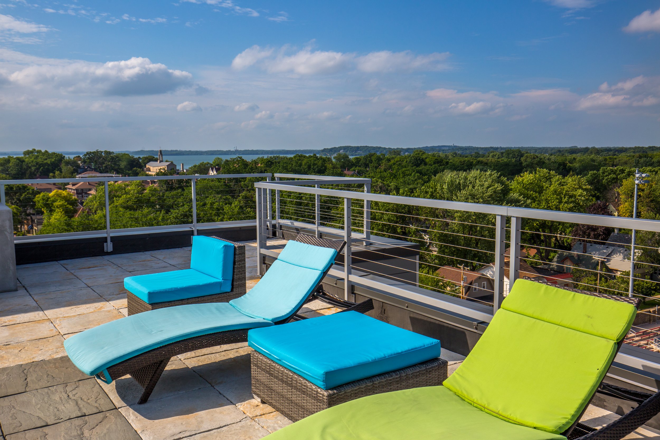 Amenities — Galaxie High Rise Apartments