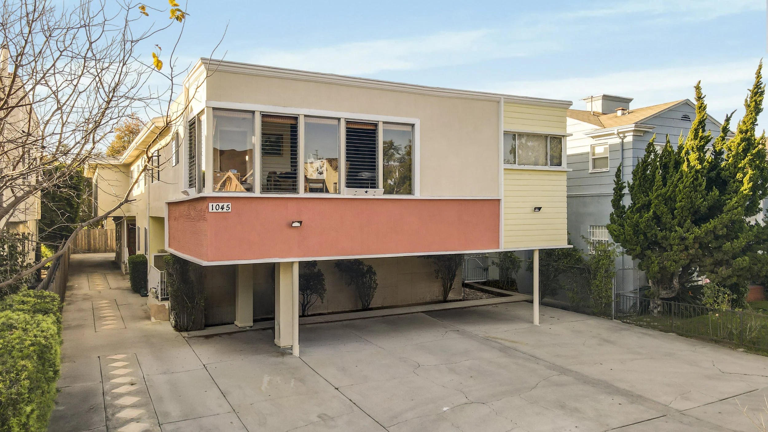 1045 S Cloverdale Ave, Los Angeles, CA 90019