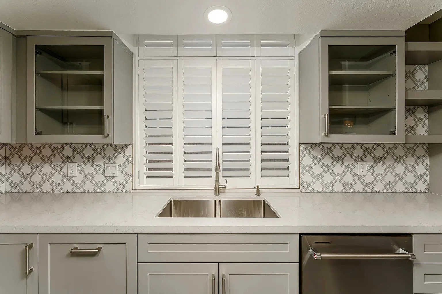 int 10.jpg