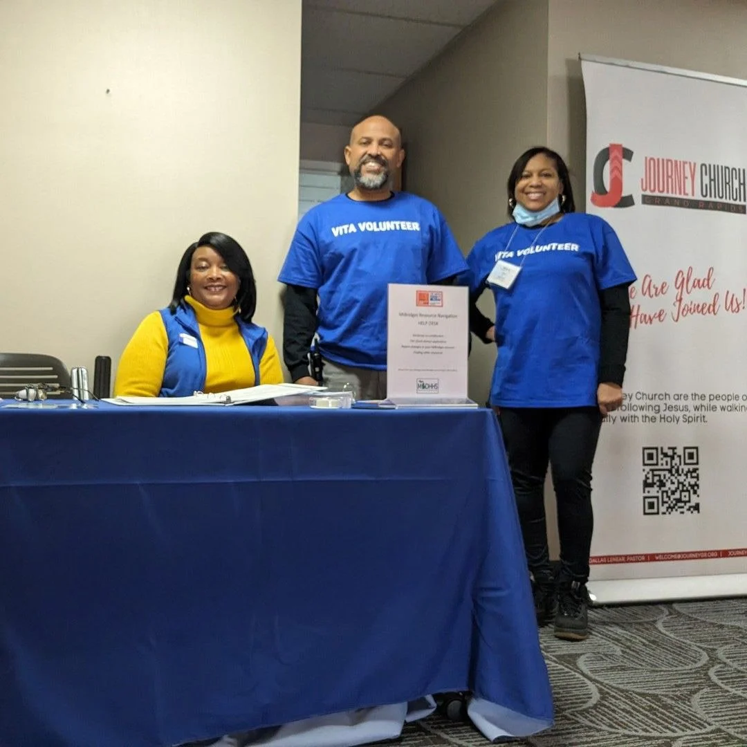 icon of a clipboard with check marks