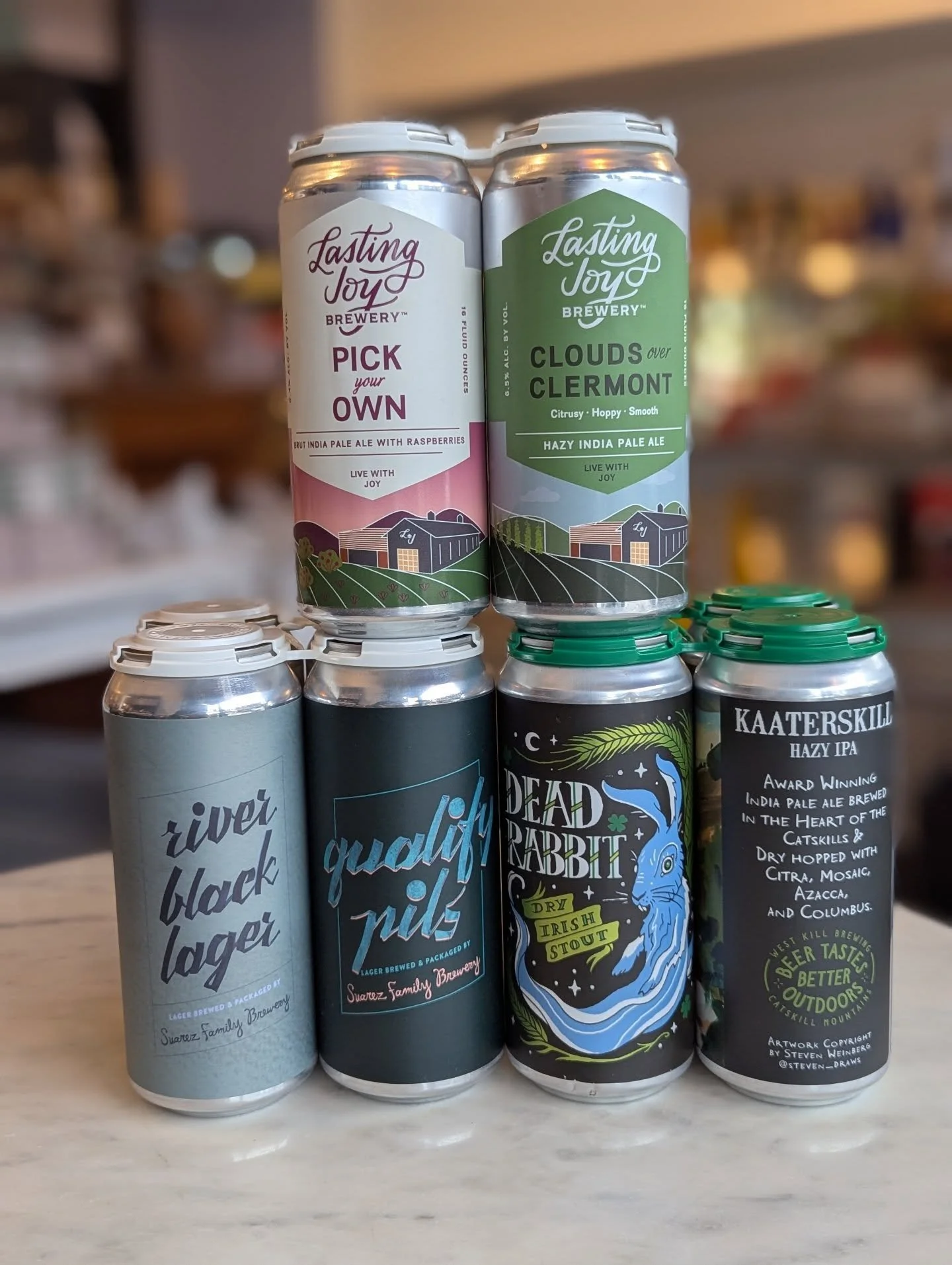 Sample some local brews and get 10% off when you purchase (4) 16 oz cans! 🍻