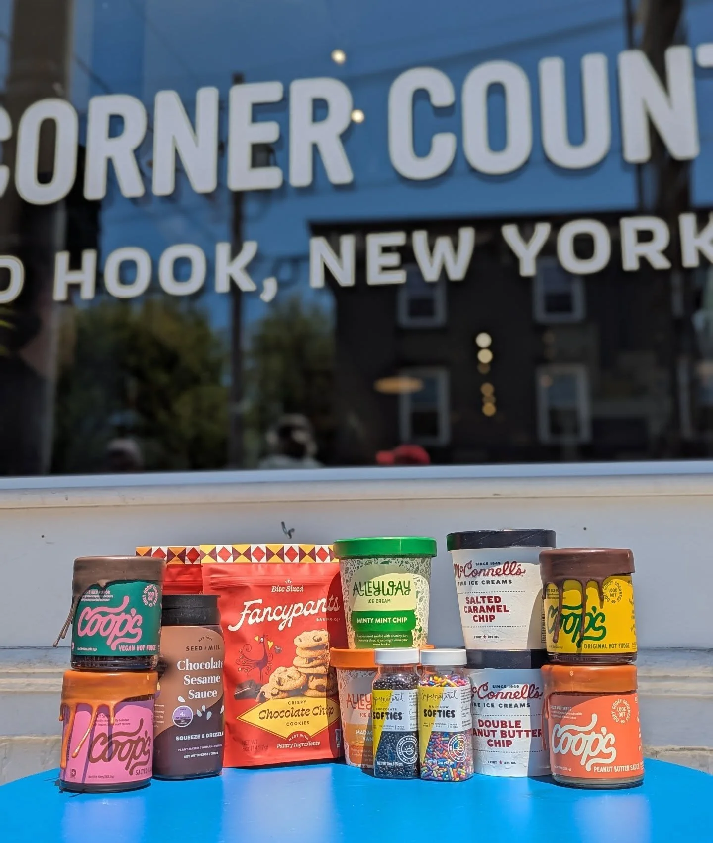It's ice cream season! We've got all the goods for a build your own sundae bar at home! 🍨

@mcconnellsicecreams &amp; @alleywayicecream 🍦
@coopshotfudge sauces 
@seedandmill chocolate sesame sauce 
@gosupernatural sprinkles 
@fancypantsbaker cookie