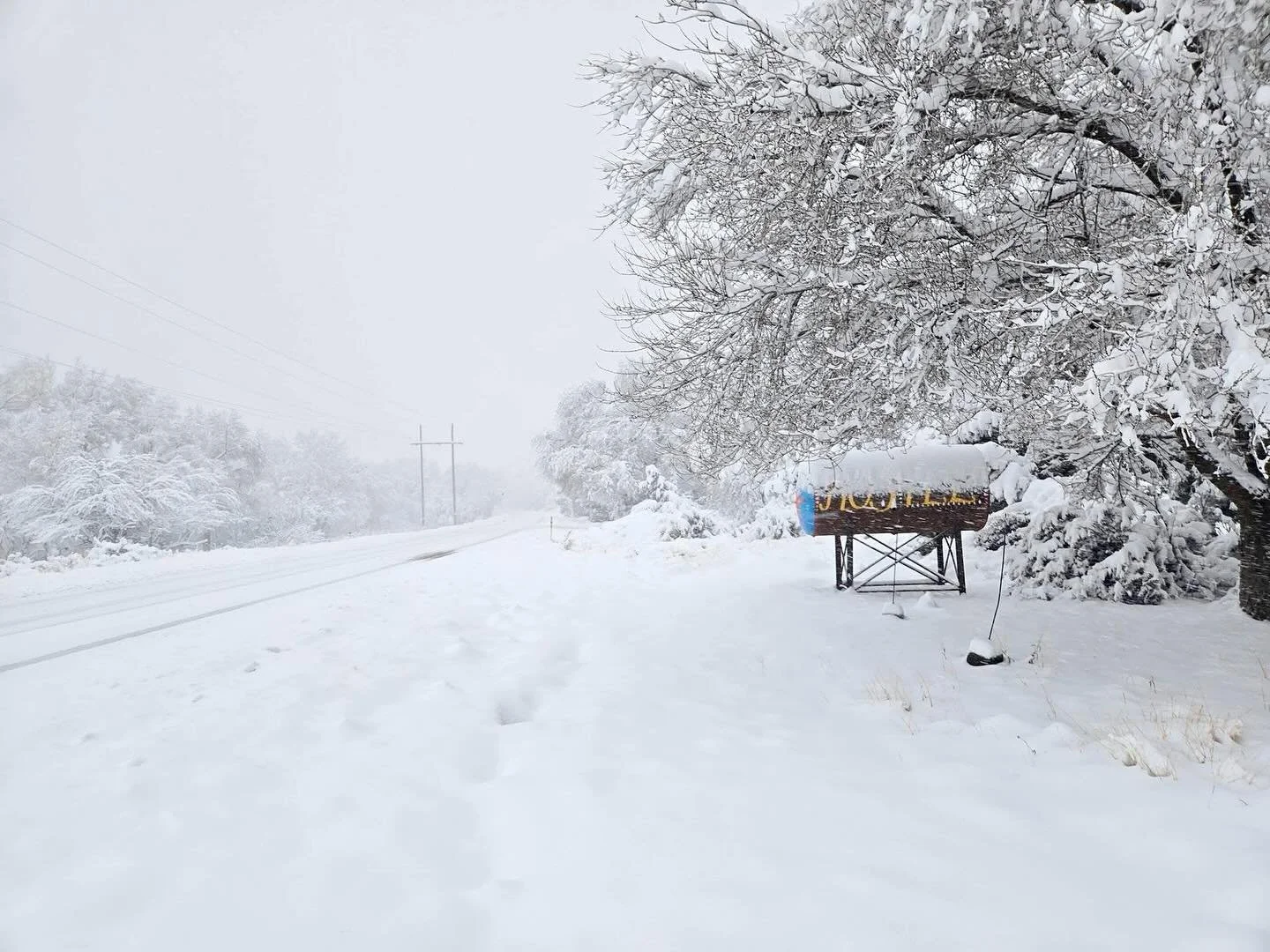 Last weekends snow storm with almost 2 day power outage. Yay moisture! 😀❄️ #cloudcrofthostel